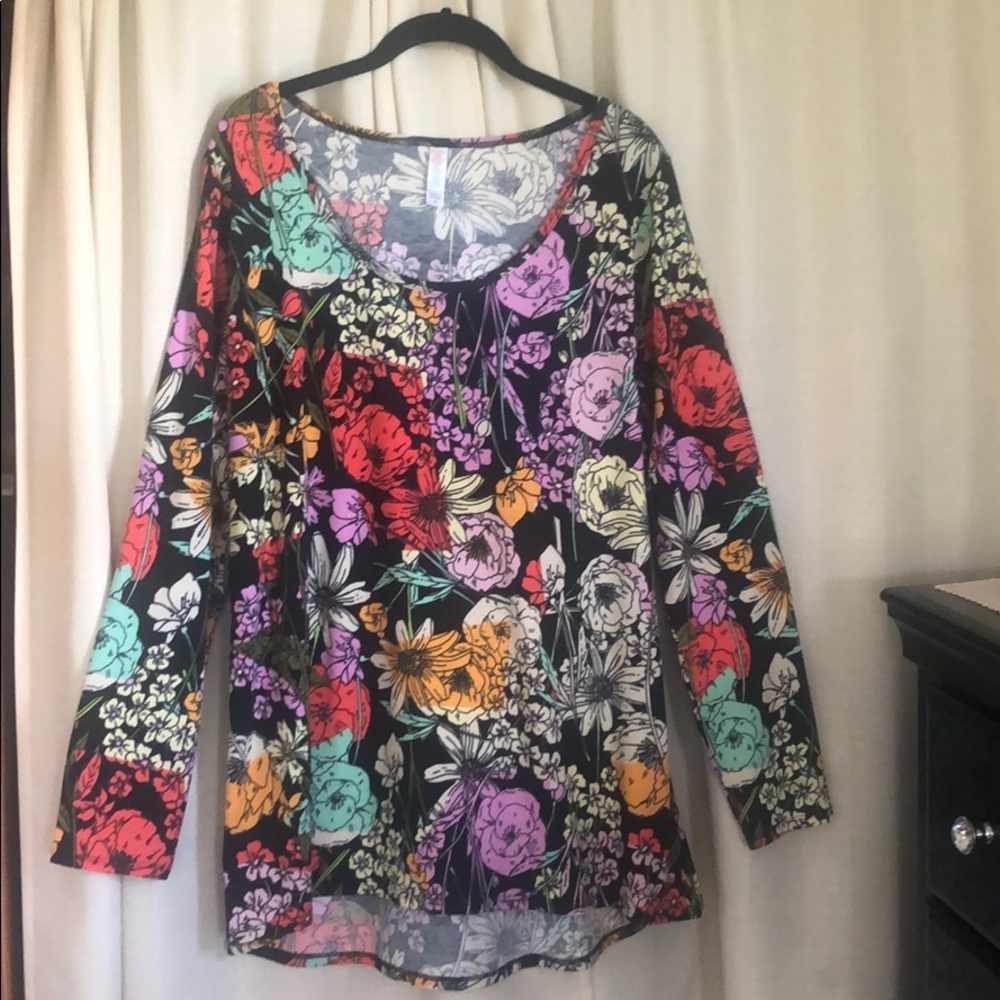 LuLaRoe 2XL Simply Comfortable Floral Long Sleeves